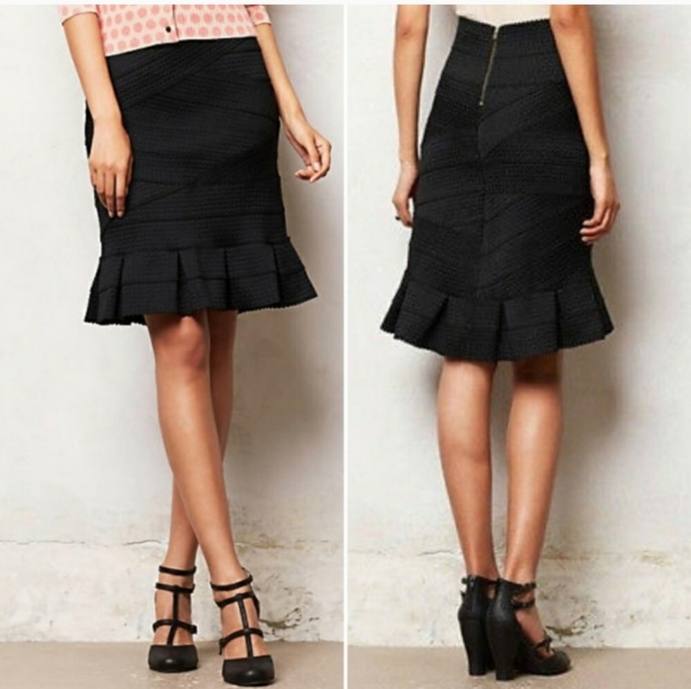 Anthropologie Black Scalloped Bandage Skirt XS